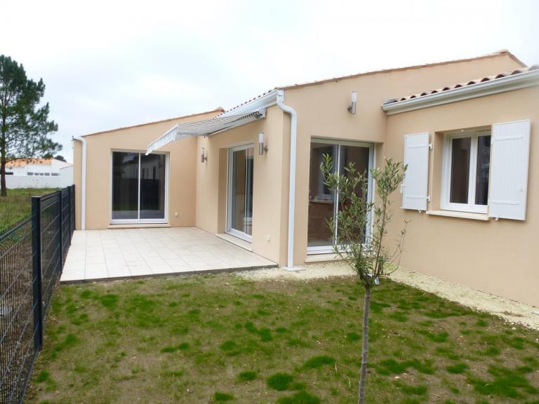 La terrasse, côté jardin